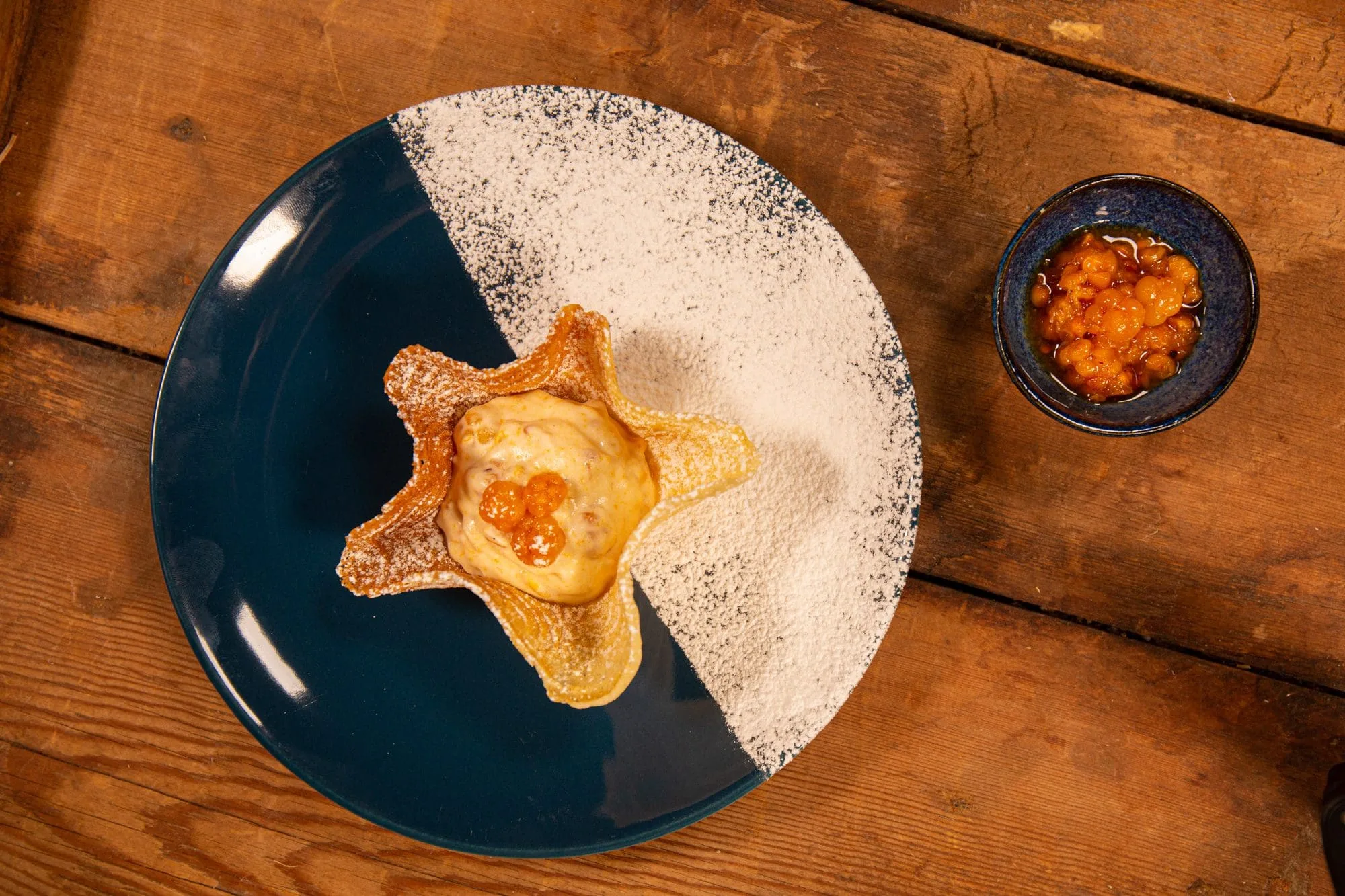 Multekrem i krumkake - Venabu Fjellhotell - Pål Martin Hansen Dessertutvalg - Venabu Fjellhotell - Venabygdfjellet