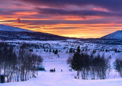 Skikurs i solnedgang, Venabu Fjellhotell. Foto:@Dreaminvan