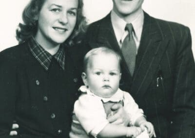 Birgit Vendelboe, Arvid Tvete og Lars Tvete julen 1946