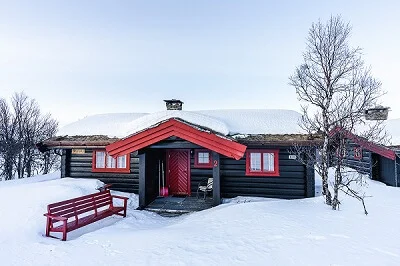 Malmbu_in_winter_Venabu_cabins